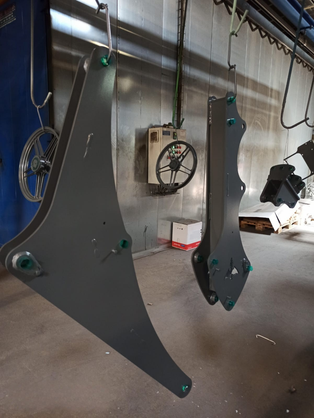 etuvage-minipelle-thermolaquage-marseille